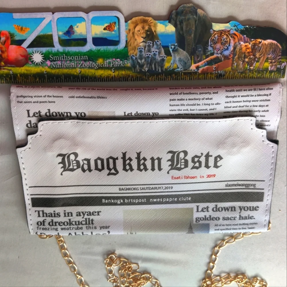 Newspaper Print Flap Crossbody Purse, Clutch, Snap Added Gold Chain New! 8" X 5" - Picture 15 of 17
